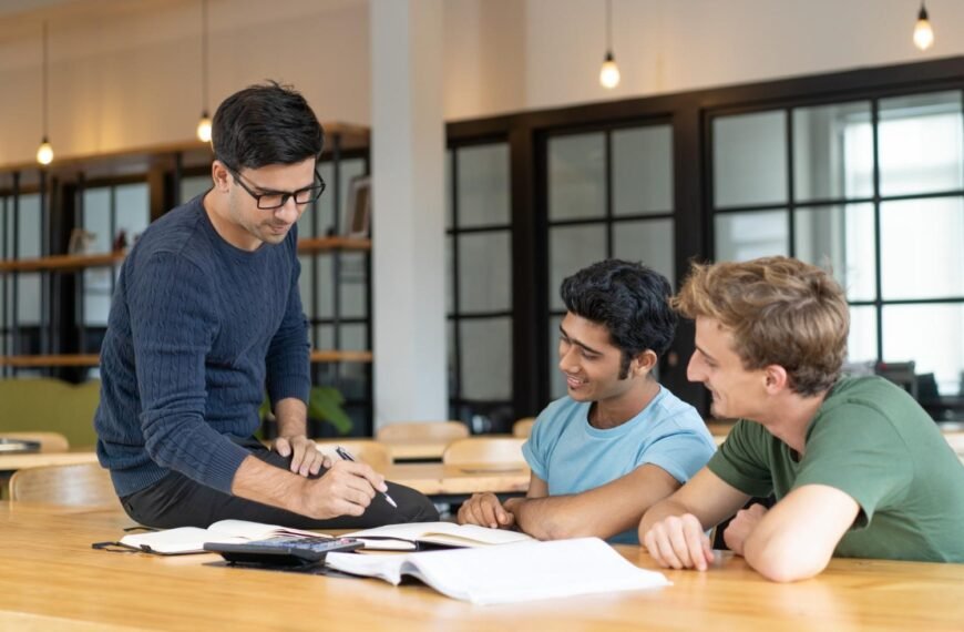 Top Benefits of Having a Student Advisor in School or College