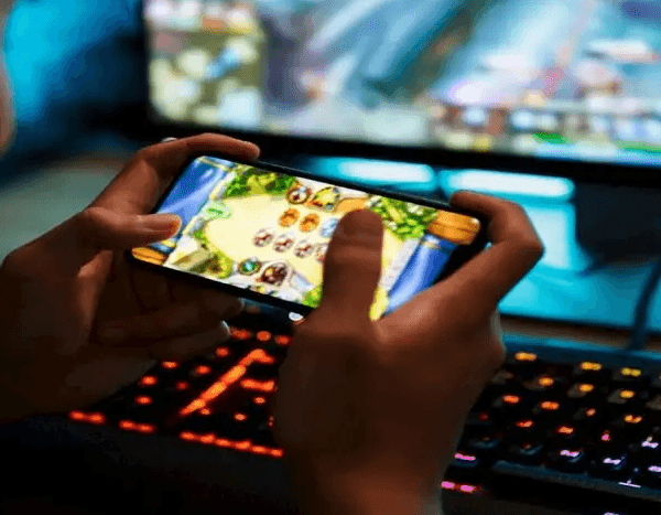 How instant online games fit into personal spending habits in India